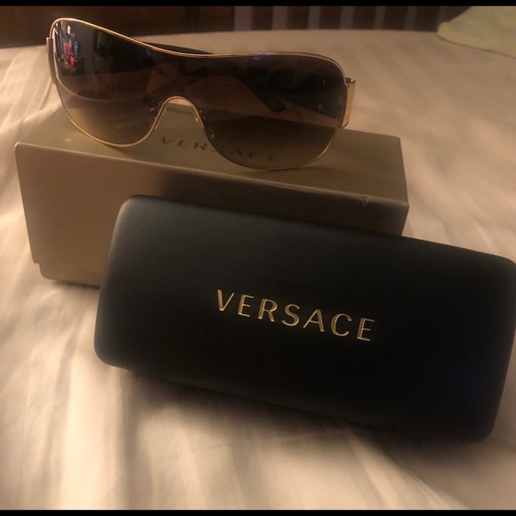 Versace Accessories - Versace Sunglasses